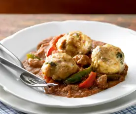 Goulash de boeuf et boulettes de pain