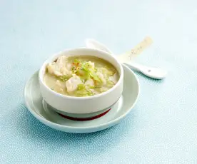 Soupe de poulet à l'estragon