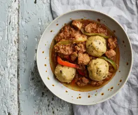 Goulash com dumplings