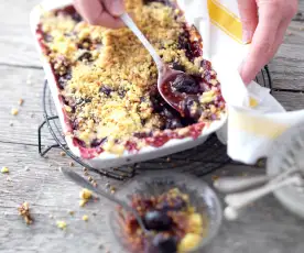 Crumble aux cerises sans gluten