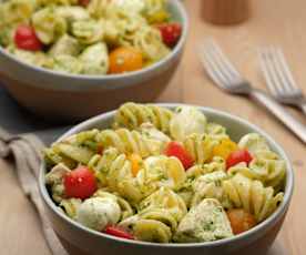 Chicken Caprese Pasta Salad