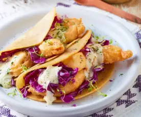 Tacos de camarón con mayonesa de habanero