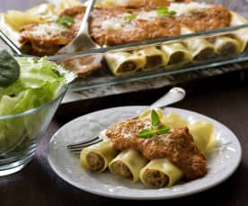 Cannelloni de porc cu sos de legume