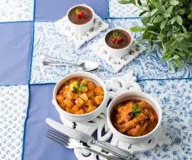 Frango à provençal com batatas e pudim de chocolate