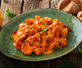 Bocconcini di pollo in salsa di peperoni