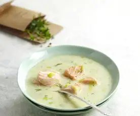 Soupe de saumon à l'aneth