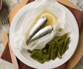 Judías verdes rehogadas y sardinas en papillote