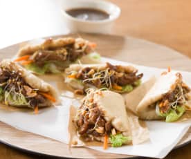 Bao buns sin gluten con pollo en salsa hoisin