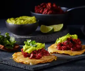 Tostadas de suadero adobado y guacamole TM6