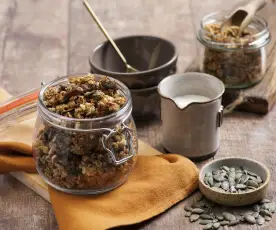 Kořeněná dýňová granola (bez cukru)