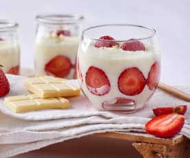 Crema al cioccolato bianco con fragole