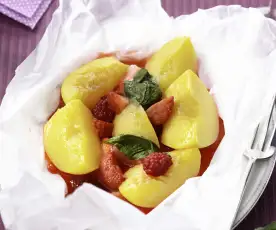 Papillote de pêches aux fruits rouges