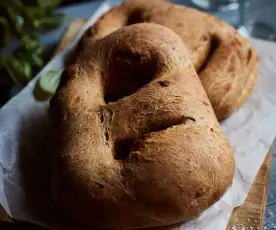 Kräuter-Tomaten-Fougasse