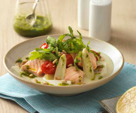 Spargel Bowl mit Lachs und Kräuteröl