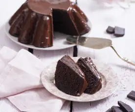 Kakaowa babka z Varomy z polewą czekoladową