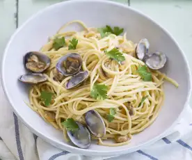 Linguini com amêijoa