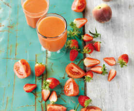 Sumo de tomate, cenoura, morango e pêssego