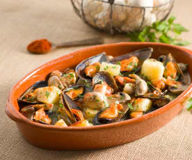 Patatas con mejillones