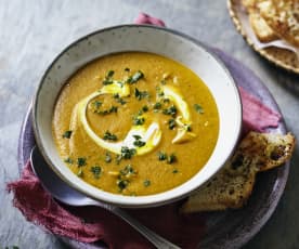 Zuppa di verdure e lenticchie rosse