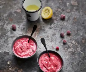 Gelado de açaí e framboesa