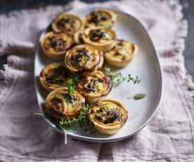 Mini-Quiches mit Enten-Konfit