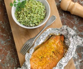 Salmón a la naranja con cuscús de brócoli