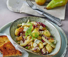 Gnocchi-Birnen-Salat mit Radicchio und Gorgonzola