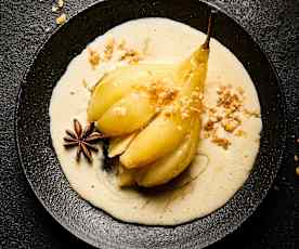Pere su crema inglese con crumble di mandorle