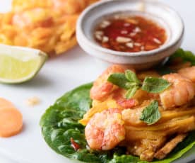 Buñuelos de batata y gambas