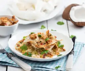 Ryba w papilotach ze świeżym kokosem, quinoa i porem