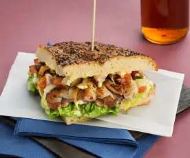 Bocadillo turco de caballa (balik ekmek)