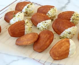 White chocolate and pistachio madeleines