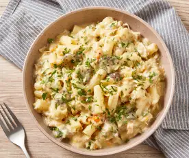 Creamy Mushroom and Chicken Pasta