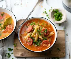 Minestra di verdure e ceci con chorizo