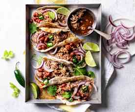 Tacos integrali con pulled pork alla birra