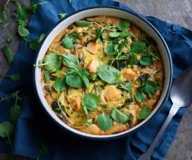 Fritata de salmão, agrião e leite de coco