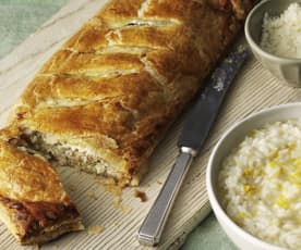 Salmão em massa folhada com risoto de limão