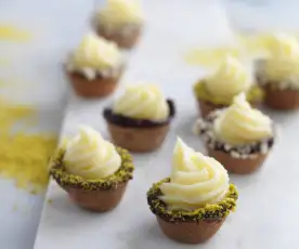 Petit-fours de chocolate branco