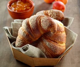 Croissant all'albicocca (di Luca Montersino)