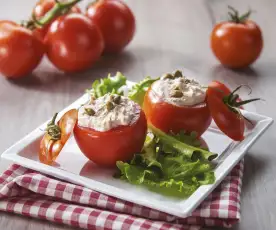 Tomates farcies au thon