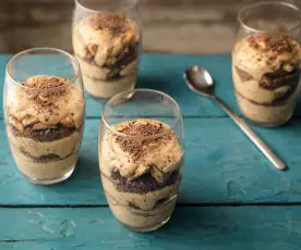 Peppermint Crisp Parfait