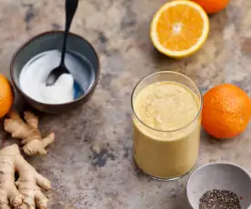 Smoothie de laranja, cenoura e gengibre