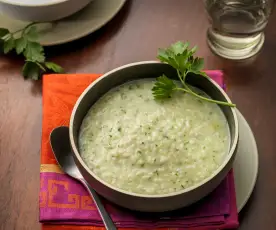 Minestra di riso, patate e prezzemolo