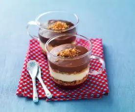 Verrines aux deux chocolats, speculoos et framboises