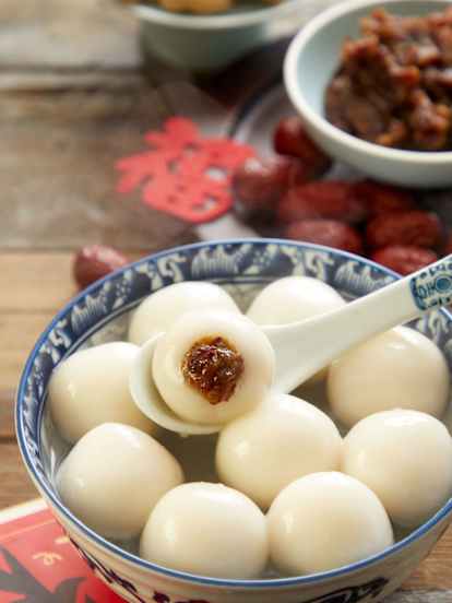 枣泥汤圆
