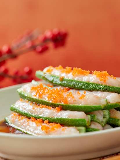 鱼籽虾滑酿秋葵