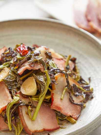 香椿炒腊肉