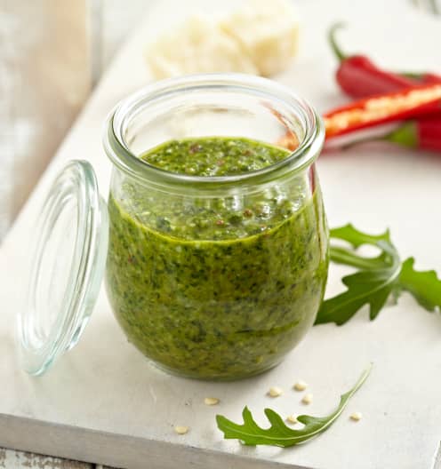 Pesto mit Rucola und Chili - Cookidoo™– the official Thermomix® recipe ...