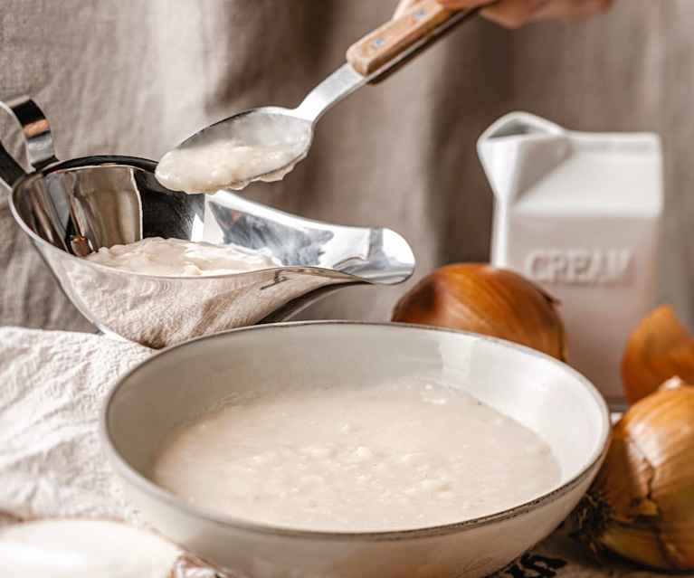 Sauce soubise (béchamel à l'oignon) Sauce soubise (béchamel à l'oignon)