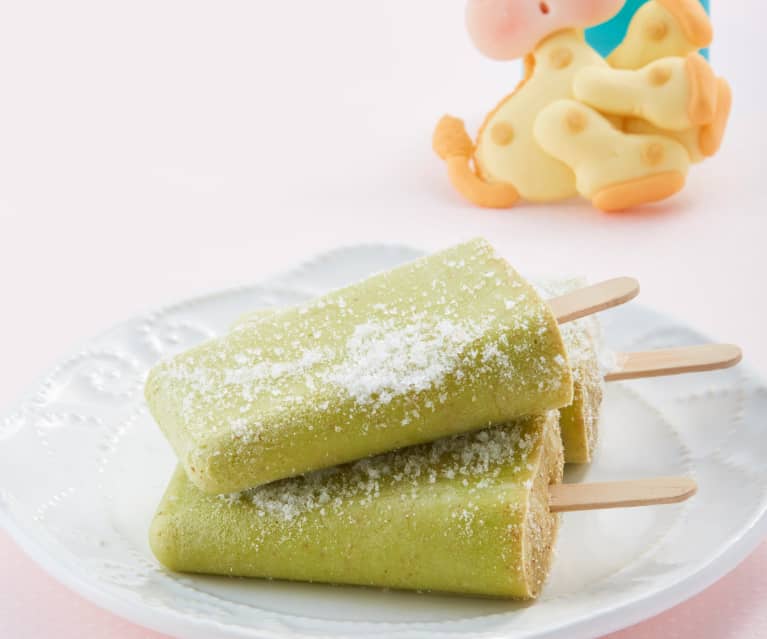 Paleta helada de pera y aguacate